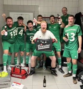 Männer ziehen in Zwischenrunde ein