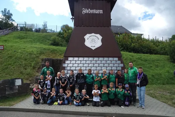 F-Junioren laufen beim FCE Aue ein
